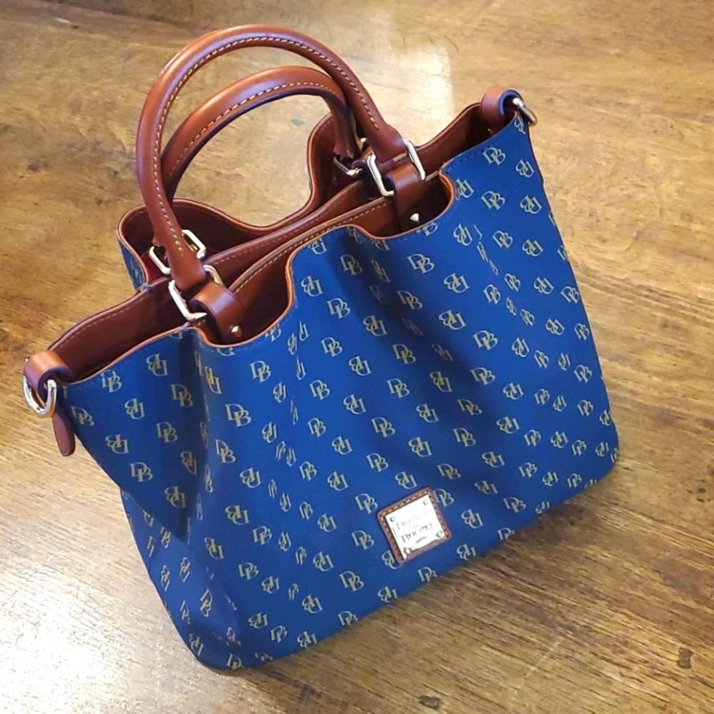Dooney & Burke bucket bag